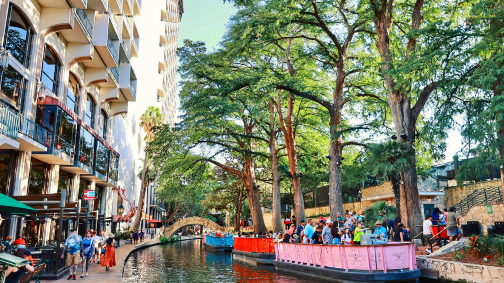 river walk san antonio